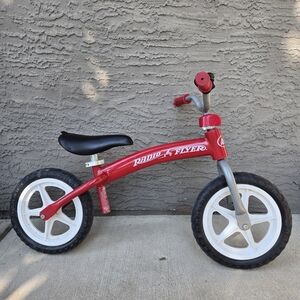 Radio Flyer Glide & Go Balance Bike
